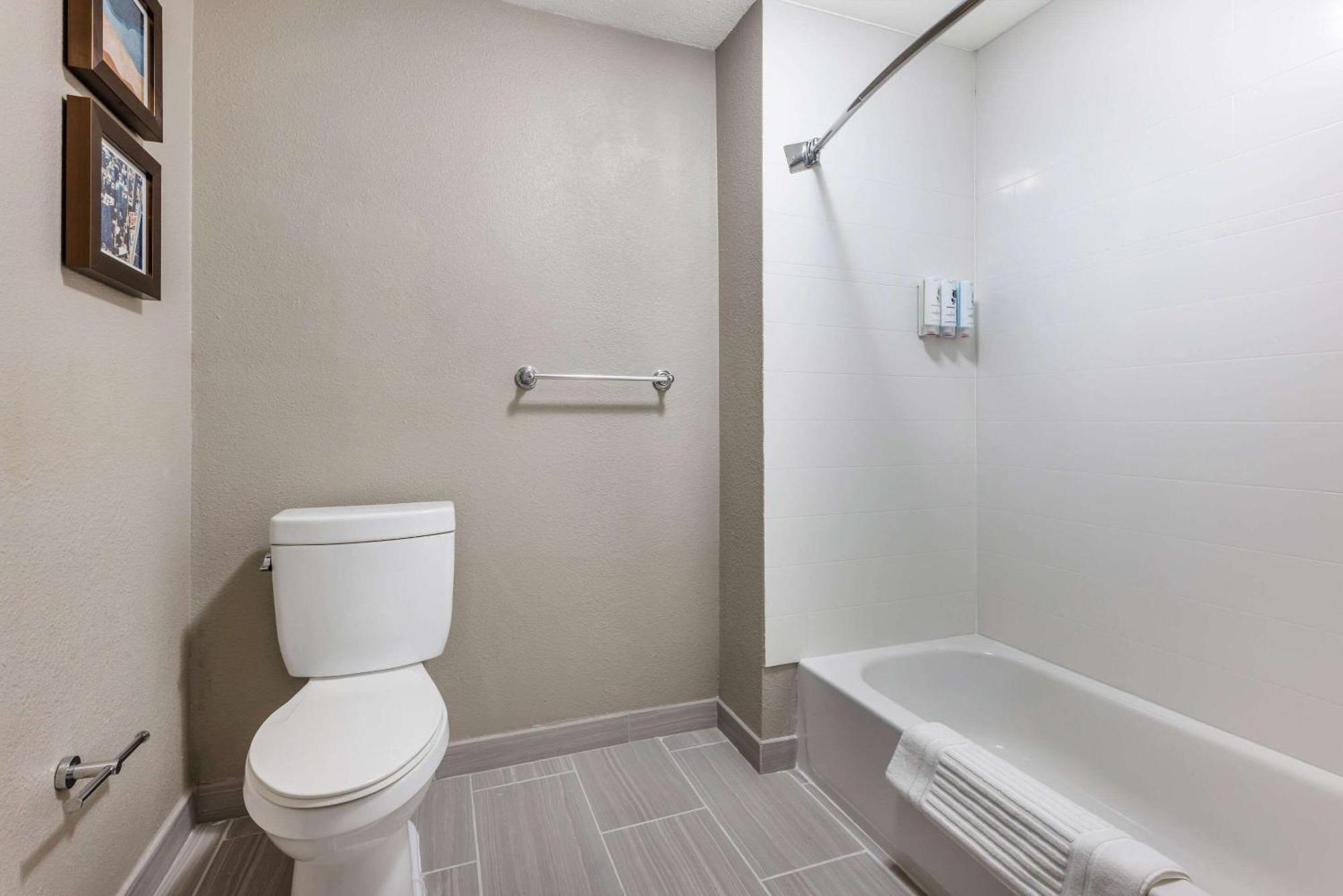 Country Inn & Suites By Radisson Bolingbrook, I-55 מראה חיצוני תמונה