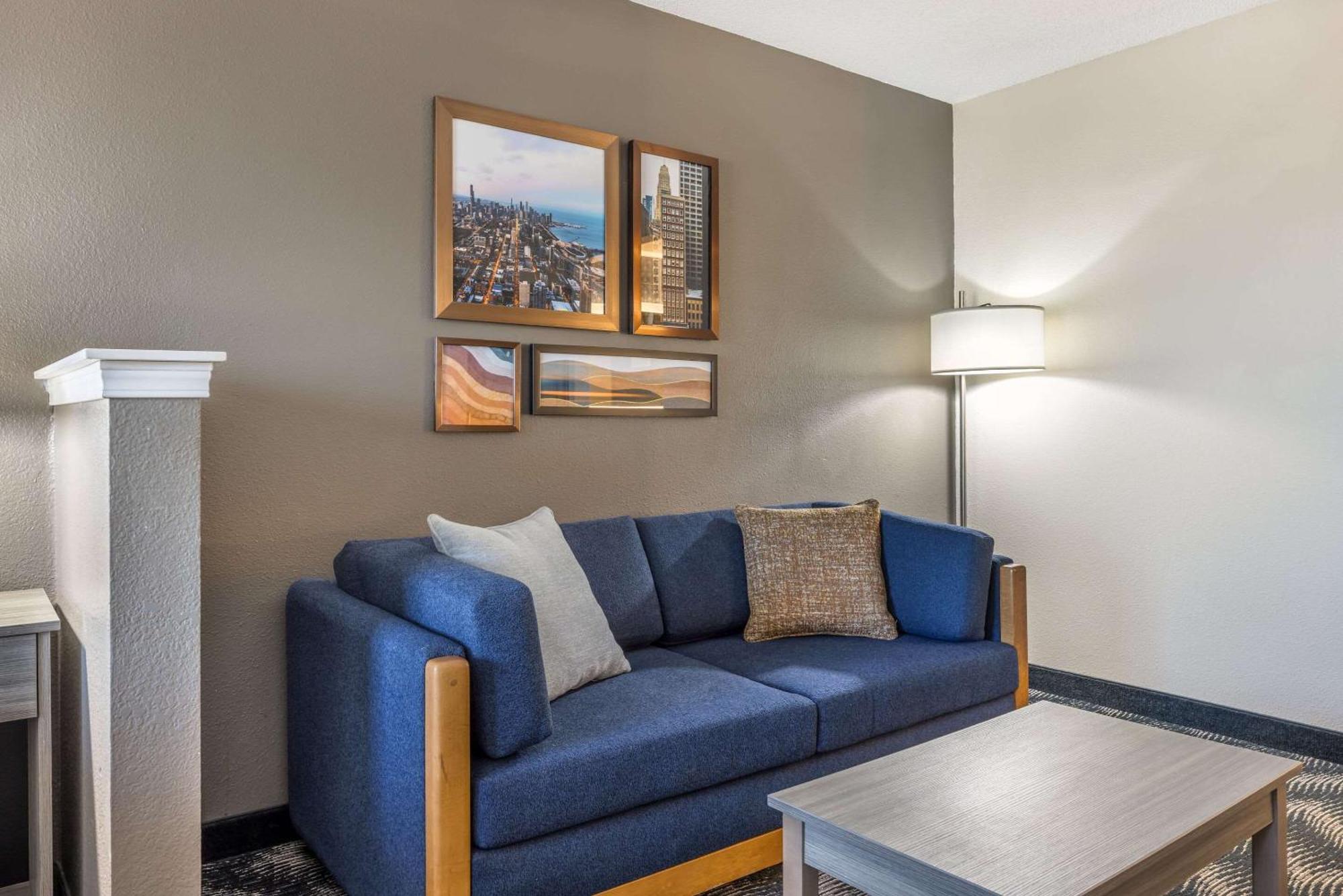 Country Inn & Suites By Radisson Bolingbrook, I-55 מראה חיצוני תמונה